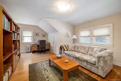 75 Wagg Avenue, Malverne, NY 11565 - Photo 16