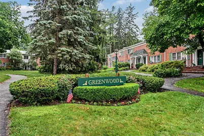600 Bedford Road #6, Pleasantville, NY 10570 - Photo 2