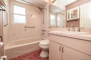 159 Nevada St, Hicksville, NY 11801 - Photo 8