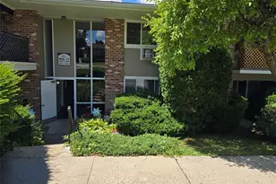 1613 Old Country Rd, Elmsford, NY 10523 - Photo 4