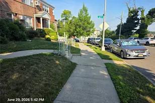 196-07 Dunton Ave, Hollis, NY 11423 - Photo 6