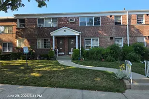 196-07 Dunton Ave, Hollis, NY 11423 - Photo 1