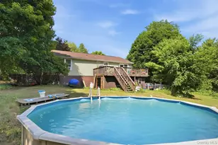 4 Riverside Dr, Pine Bush, NY 12566 - Photo 4