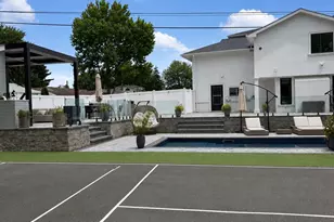 1396 Stephen Marc Ln, East Meadow, NY 11554 - Photo 38