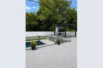 1396 Stephen Marc Lane, East Meadow, NY 11554 - Photo 36