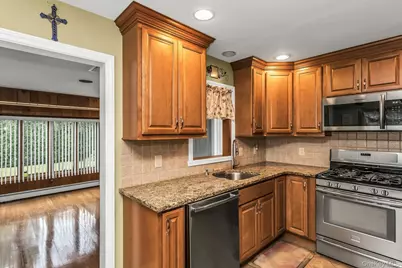 2782 Harvey Avenue, Oceanside, NY 11572 - Photo 4