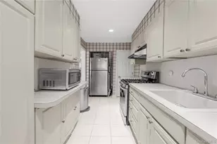 1934 E 29th St, Brooklyn, NY 11229 - Photo 8