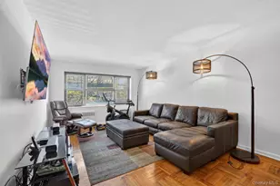 222 N Broadway, Yonkers, NY 10701 - Photo 10