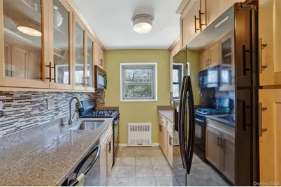 222 N Broadway #3D, Yonkers, NY 10701 - Photo 16