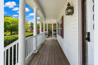 4 Pheasant Court, Riverhead, NY 11901 - Photo 4