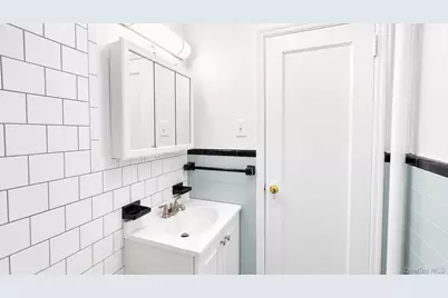 84-49 168th Street #2V, Jamaica, NY 11432 - Photo 12