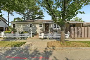 78-14 Langdale St, Floral Park, NY 11040 - Photo 4