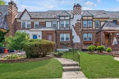 67 Dartmouth Street, Valley Stream, NY 11581 - Photo 1