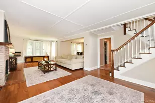 112 Cambridge Ave, Garden City, NY 11530 - Photo 8
