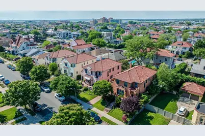 47 E Penn Street #Lower, Long Beach, NY 11561 - Photo 26