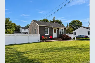 1467 4th Street, West Babylon, NY 11704 - Photo 2