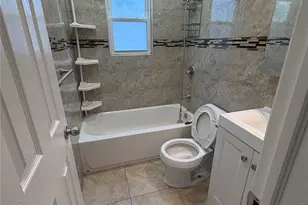 130-13 Inwood St, Jamaica, NY 11436 - Photo 12