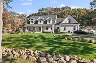 182 Farm Rd E, Wading River, NY 11792 - Photo 2