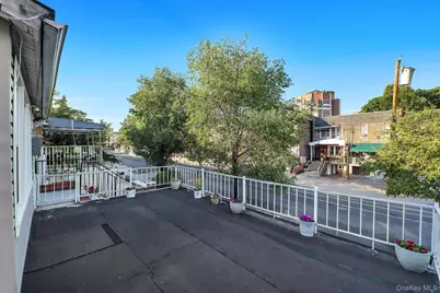 1651 Hering Avenue, Bronx, NY 10461 - Photo 4