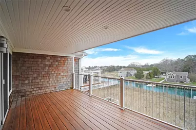 68 Foster Avenue #4, Hampton Bays, NY 11946 - Photo 2
