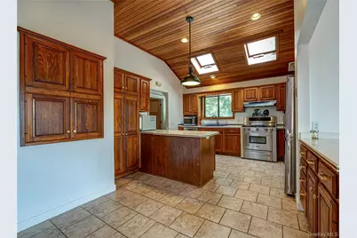 81 Manor Lane, Jamesport, NY 11947 - Photo 10