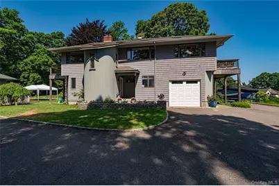 81 Manor Lane, Jamesport, NY 11947 - Photo 2