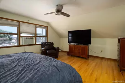 1036 California Place N, Island Park, NY 11558 - Photo 22