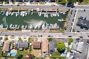 1036 California Pl N, Island Park, NY 11558 - Photo 36