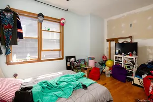 1036 California Pl N, Island Park, NY 11558 - Photo 32