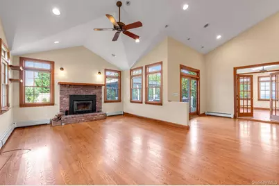 40 Frankel Road, Massapequa, NY 11758 - Photo 4