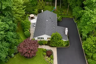 39 E Neck Rd, Huntington, NY 11743 - Photo 2