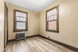 61-17B 165th St, Fresh Meadows, NY 11365 - Photo 2
