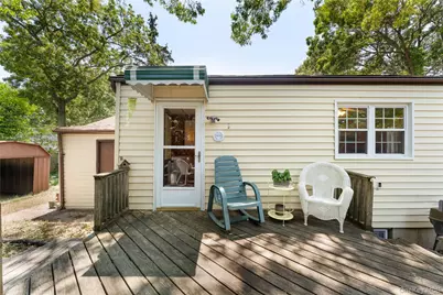 203 Hall Street, Port Jefferson Station, NY 11776 - Photo 20