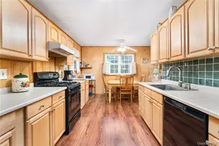 203 Hall St, Port Jefferson Station, NY 11776 - Photo 4