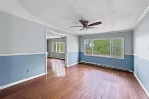 10 Windsor Pl, Shirley, NY 11967 - Photo 14