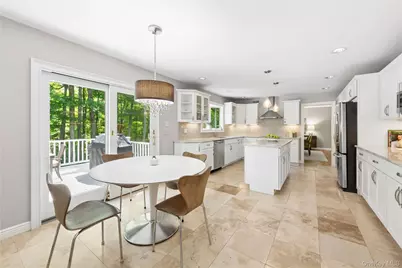 11 Cobbling Rock Drive, Katonah, NY 10536 - Photo 8