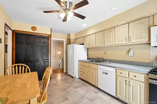 2 Cobblestone Rd, Airmont, NY 10952 - Photo 14
