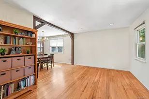 2 Cobblestone Rd, Airmont, NY 10952 - Photo 8