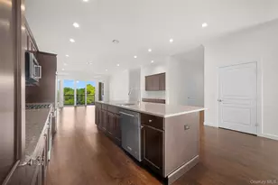 178 Summer Cir, East Northport, NY 11731 - Photo 46