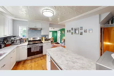 33 Academy Avenue, Sparrow Bush, NY 12780 - Photo 10