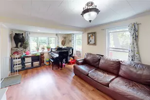 33 Academy Ave, Sparrow Bush, NY 12780 - Photo 16