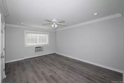 216 Lakeland Avenue #L-4, Sayville, NY 11782 - Photo 4