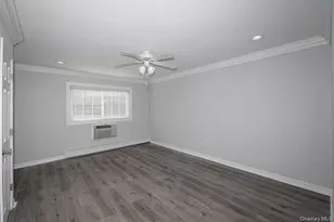 216 Lakeland Ave, Sayville, NY 11782 - Photo 4