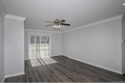 216 Lakeland Avenue #L-4, Sayville, NY 11782 - Photo 2