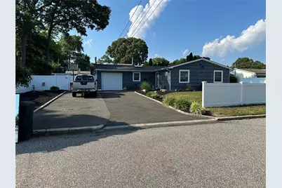 7 Amherst Road, Ronkonkoma, NY 11779 - Photo 1