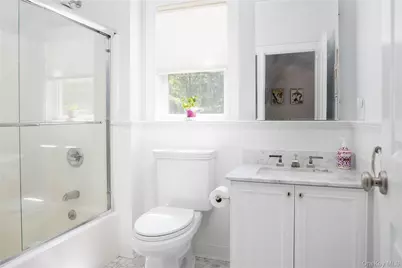 11 Hildreth Road, Hampton Bays, NY 11946 - Photo 8
