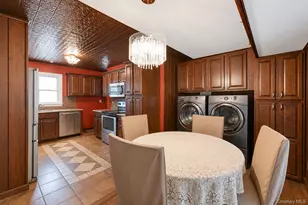 287 Munsell Rd, Patchogue, NY 11772 - Photo 8