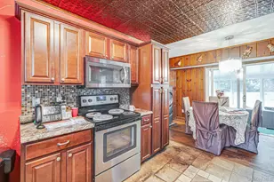 287 Munsell Rd, Patchogue, NY 11772 - Photo 6