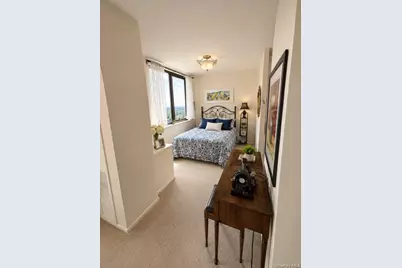 27010 Grand Central Parkway #22R, Floral Park, NY 11005 - Photo 8