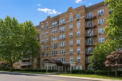 8710 149th Avenue #5L, Ridgewood, NY 11414 - Photo 2